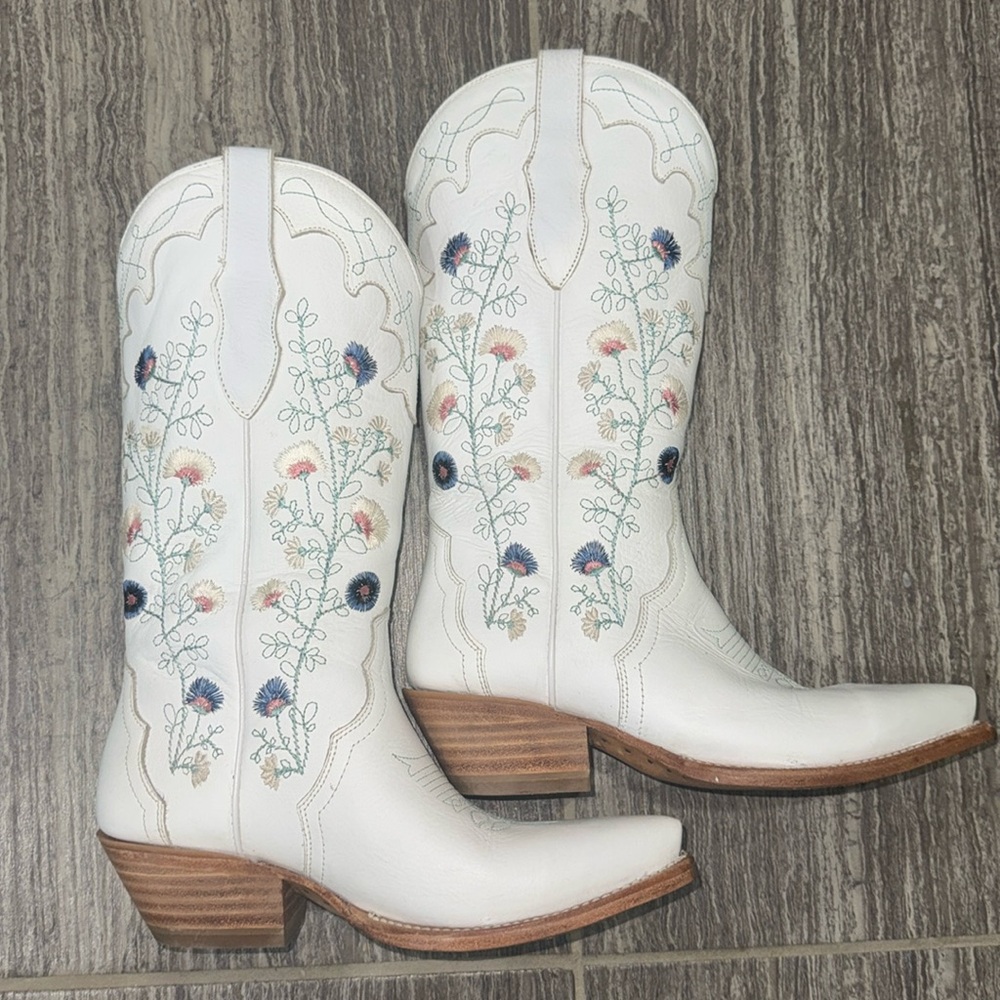 Shyanne Women's Fleur Western Boots White/Multicolor Size 8